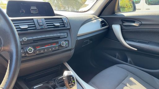 BMW Serie 1 118d 150 BVA - Lounge – 2015 – 70822 km – Diesel – Boîte Automatique — photo 1
