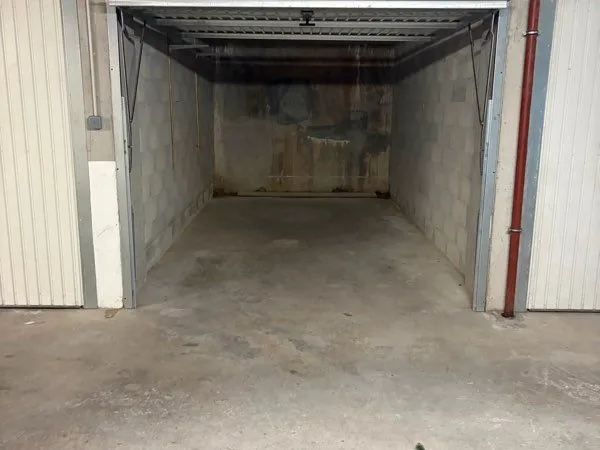 Garage Box