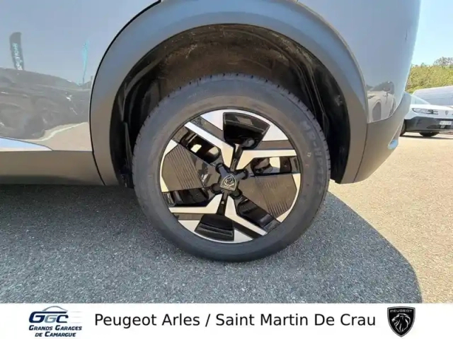 Peugeot 2008 puretech 100 s&amp;s bvm6 — photo 11
