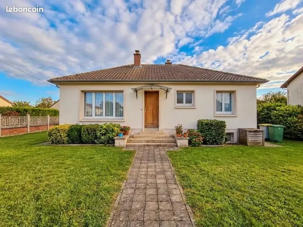 Maison avec jardin - à louer