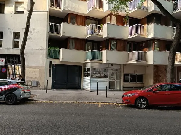 Emplacement parking
