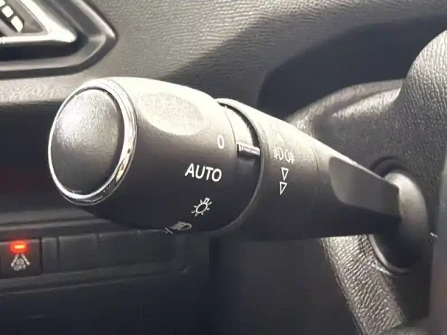 Peugeot 308 puretech 130ch s&amp;s bvm6 — photo 70