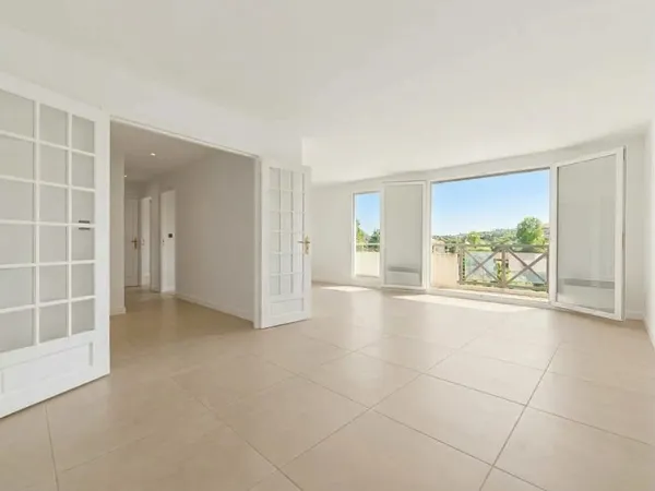T4 - 3 chambres - 83m2 - Balcon - Garage double