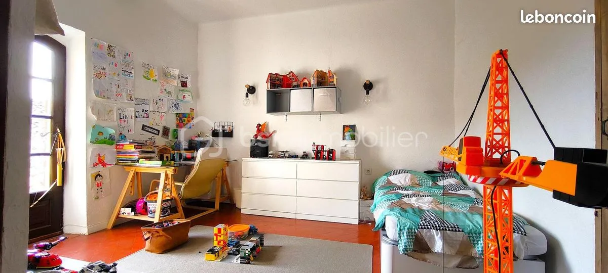 Photo 3