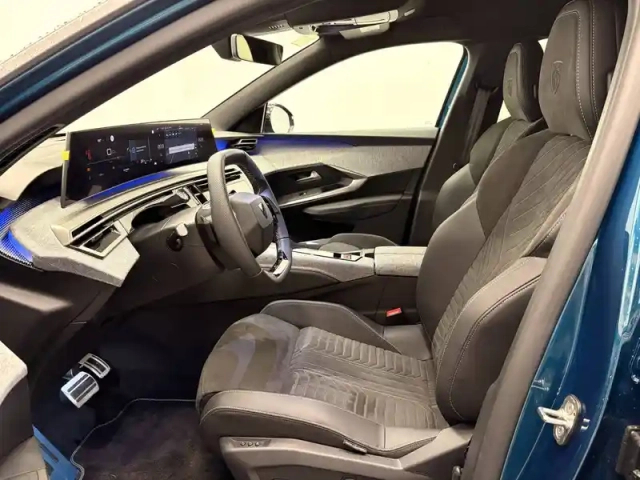 Peugeot 3008 hybrid 145 e-dcs6 — photo 56