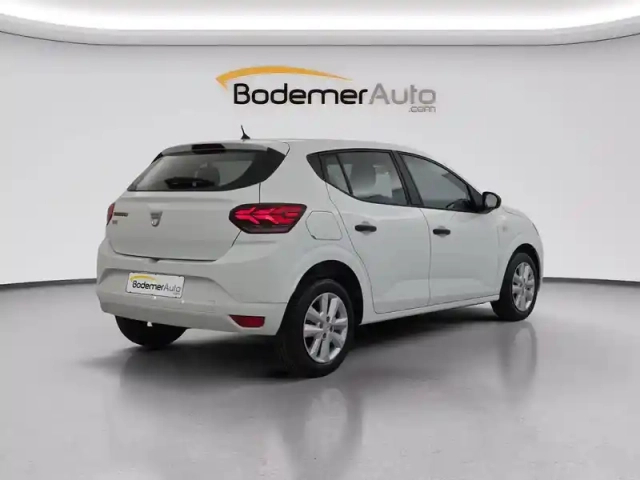 Dacia Sandero sce 65 — photo 156