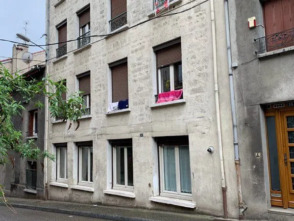 T2 rdc de 53m2 rive de gier