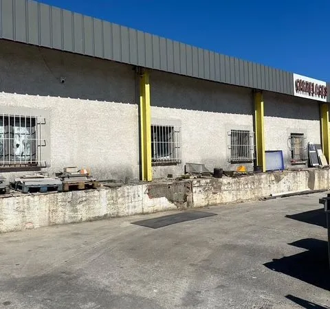 Local bien place