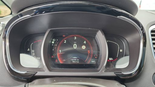 Renault Espace 1.6 dCi 160 EDC6 - Zen – 2017 – 130785 km – Diesel – Boîte Automatique — photo 30