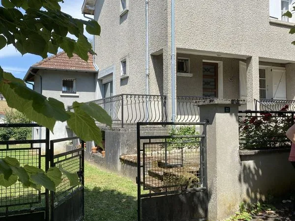 Propriété 6 pièces 85 m²