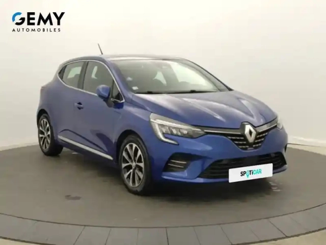 Renault Clio e-tech 140 - 21n — photo 24