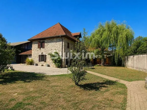 Maison 7 pièces 178 m²