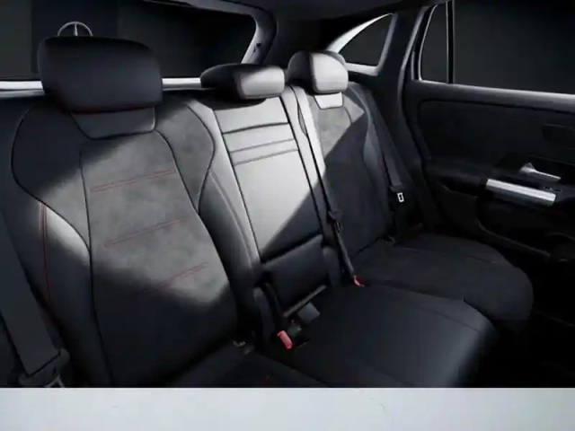 Mercedes Gla 250 e hybrid eq amg line — photo 24