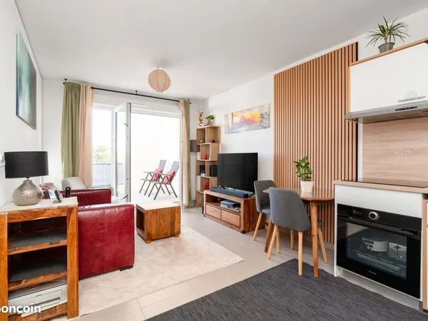Coup de coeur : T2 Neuf (2025) Design & Meublé - Terrasse 12 m² avec Pergola & Box -à proximité de P