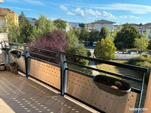 T4 de standing de 126 m² avec Terrasse, Garage fermé et Piscine