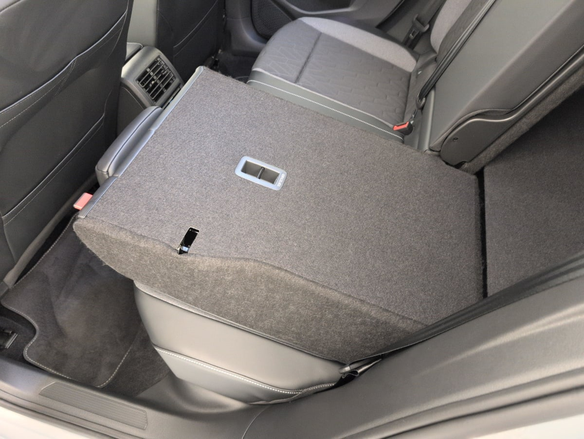 Volkswagen Golf 8 — photo 12