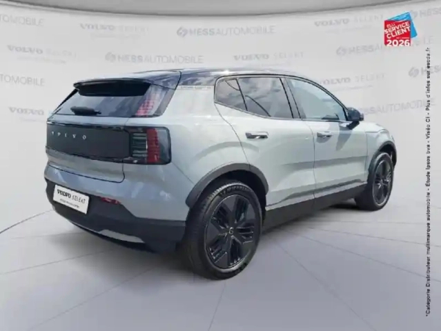 Volvo Ex30 cross country p5 long range 272ch 69kwh plus — photo 6
