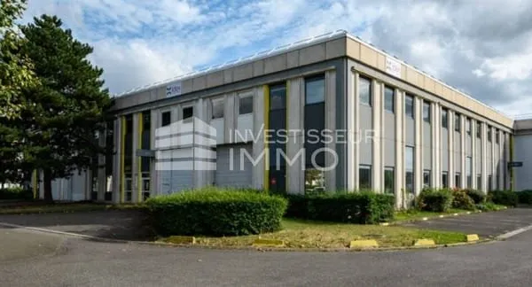 Local d'activité 1 pièce 1222 m²