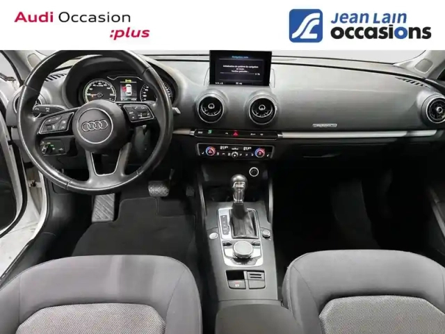 Audi A3 sportback 40 e-tron 204 s tronic 6 — photo 18