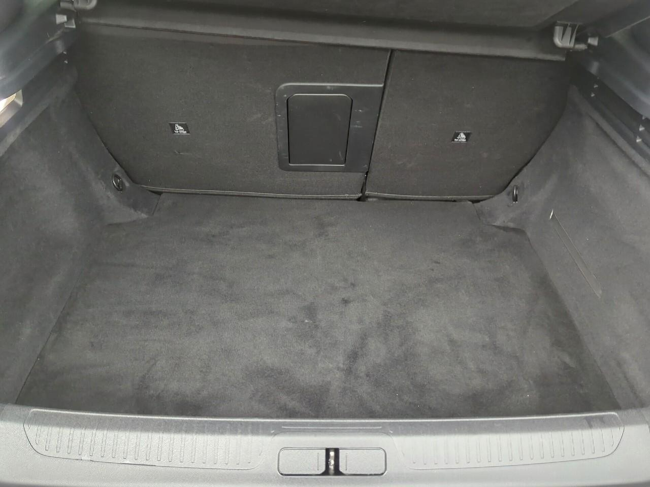 Ds Ds 4 bluehdi 130 eat8 etoile - alcantara — photo 6
