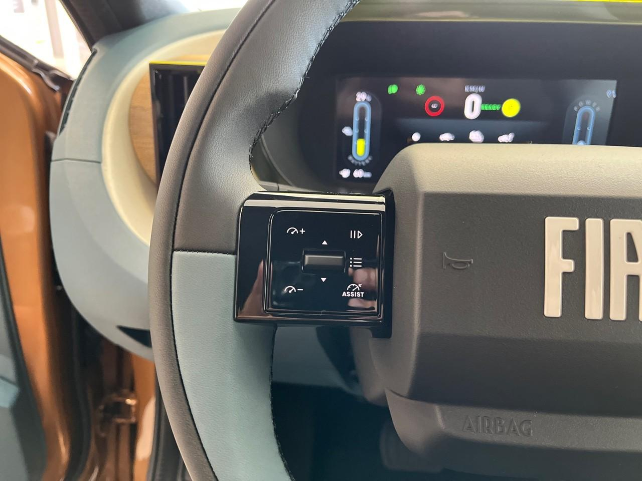 Fiat Grande Panda electrique 113ch la prima — photo 14