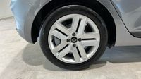 Renault Clio 1.6 E-Tech 145ch full hybrid Evolution - 24 — photo 33
