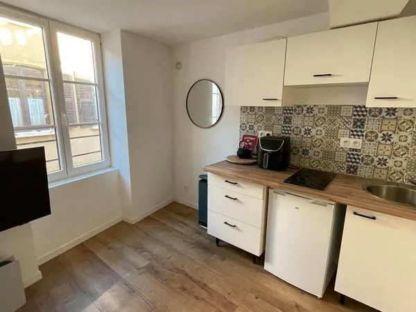 Annonce image A louer un Studio Neuf de 20 m2 Centre de L'Arbesle