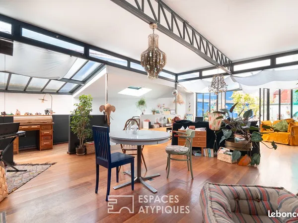 Loft 5 pièces 205 m²