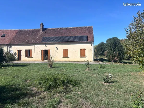 Maison 110m2 panneaux solaire ect