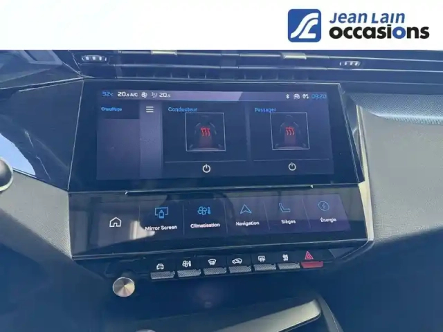 Peugeot 308 phev 180 e-eat8 — photo 16