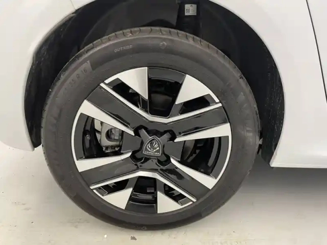 Peugeot 208 electrique 54 kwh 156ch — photo 19