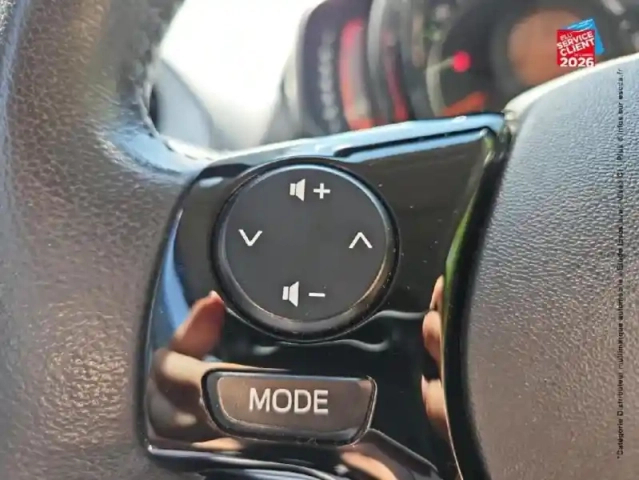 Toyota Aygo 1.0 vvt-i 72ch x-play 5p my20 — photo 12