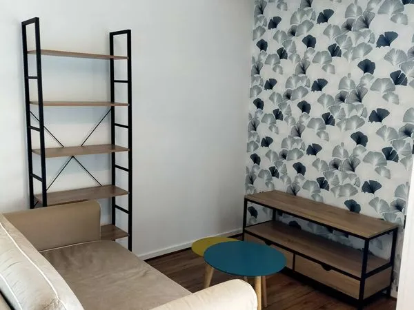 Studio 30m2 + parking + balcon et bus pour geneve à100m