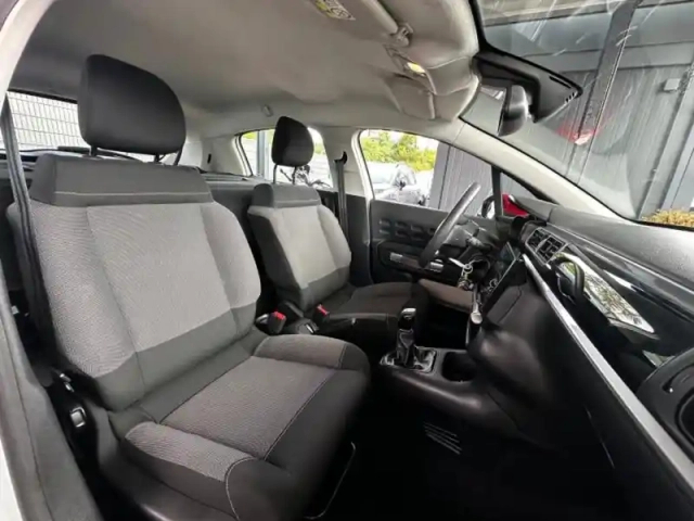 Citroën C3 sté 1.2 puretech 83ch s&amp;s feel nav — photo 8