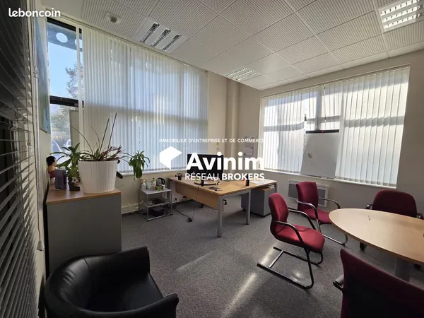 Bureaux 249 m² Archamps