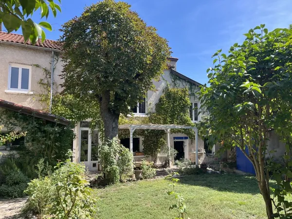 Vends maison de caractère