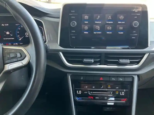 Volkswagen T-Roc 1.5 tsi evo2 150 start/stop dsg7 style — photo 9