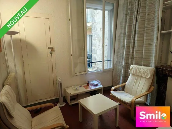 Bureaux 182 m²