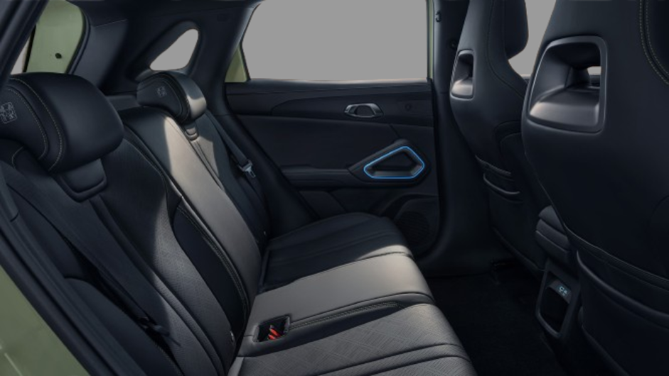 BYD Atto 2 1.5 DM-i — photo 7