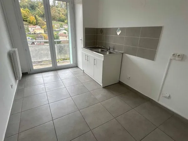 Appartement 4 pièces 77 m²