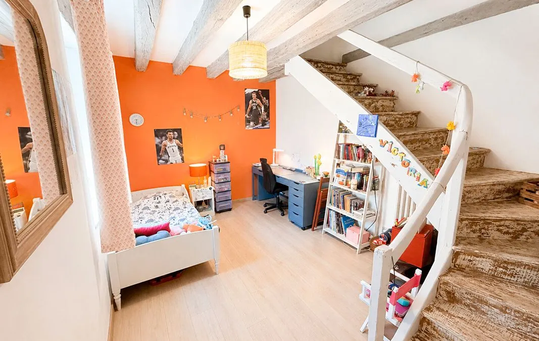 Photo 9