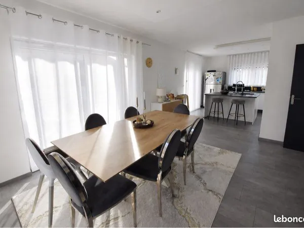 Maison 7 pièces 146 m² - Grand Charmont