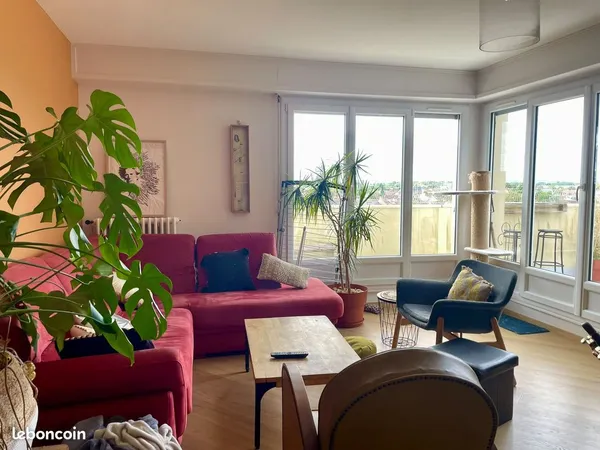 Appartement 84m2 avec balcon