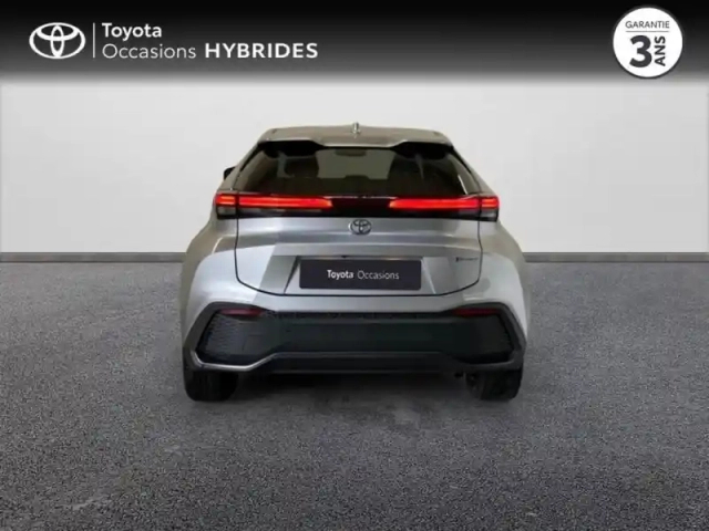 Toyota C-Hr 2.0 hybride rechargeable 225ch design my25 — photo 10