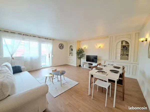🏠 Belle colocation meublée 87m² | 450 à 500/mois CC | Tourcoing centre — Dispo juillet/août