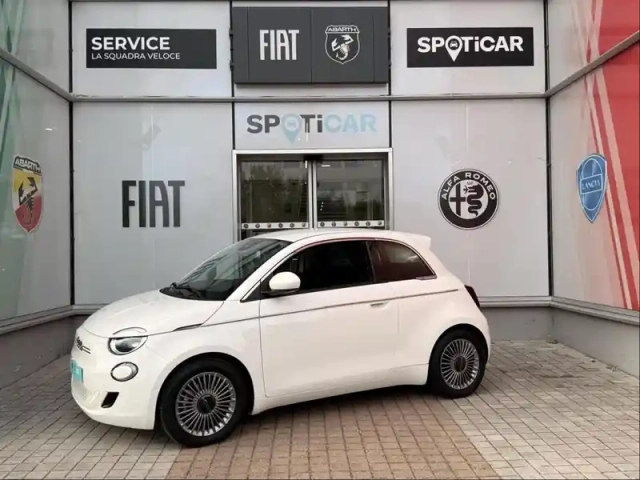 Fiat 500 e 118ch pack confort &amp; style my23
