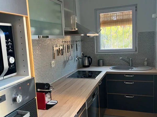Chambre dispo en coloc filles étudiantes - terrasse & jardin - Talence