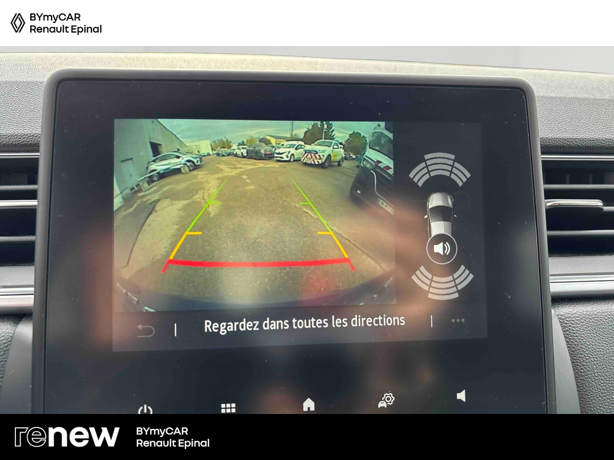 Renault Captur mild hybrid 140 — photo 16