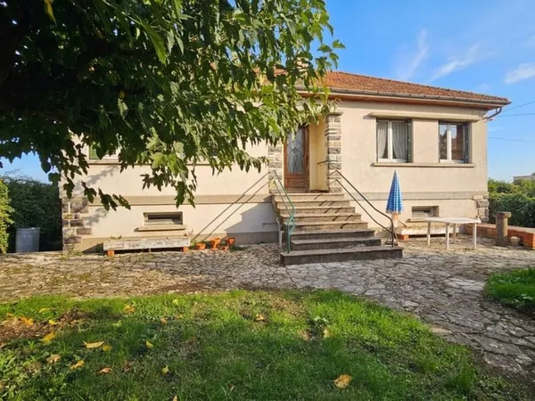 Maison à vendre/3 chambres/80m²/Sous sol/Jardin à Vertaizon 63