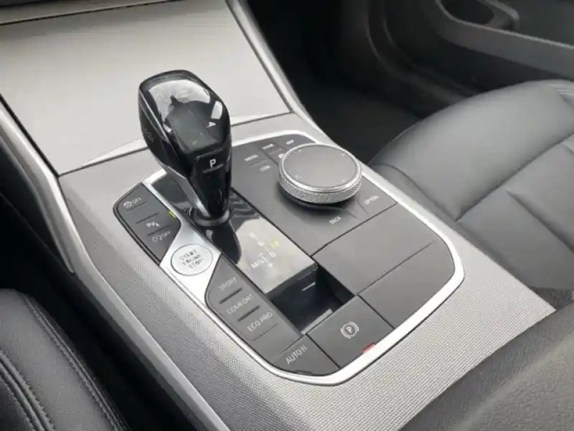 Bmw Serie 3 série 3 330ia xdrive 258ch edition sport 141g — photo 12
